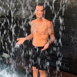 Meet your Posher, Brennan